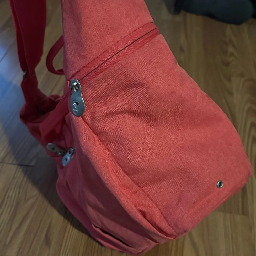 Doona All Day Baby‎ Diaper Bag Attach to Strollers Essentials Coral Red Zippers